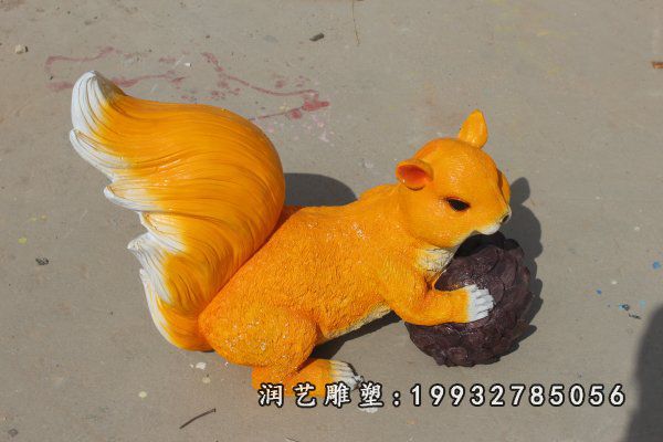玻璃钢松鼠雕塑 (51)