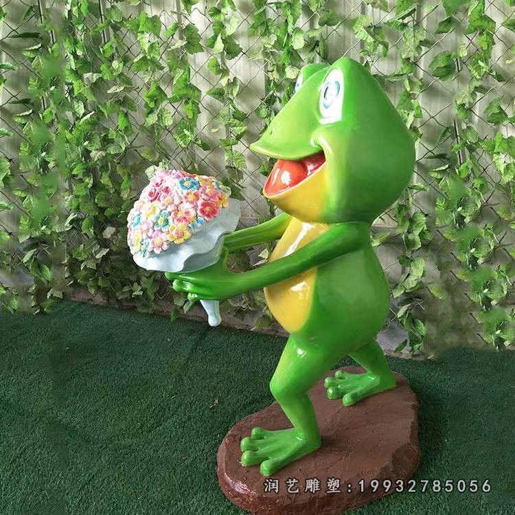 玻璃钢青蛙小区卡通雕塑