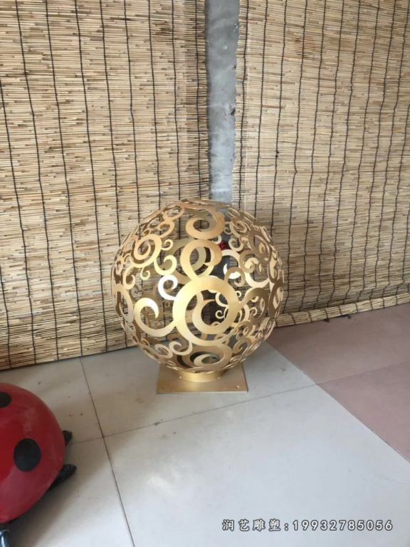 不锈钢镂空球景观广场雕塑 (2)