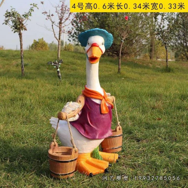 城市玻璃钢唐老鸭卡通雕塑