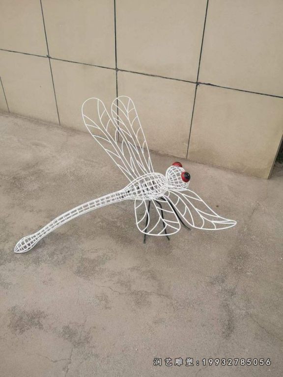 游乐场不锈钢蜻蜓雕塑