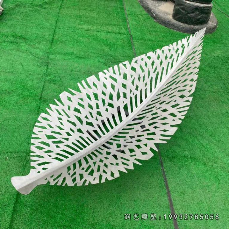 小区不锈钢树叶雕塑 (16)