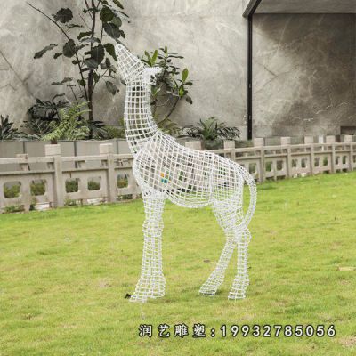 医院不锈钢长颈鹿镂空雕塑