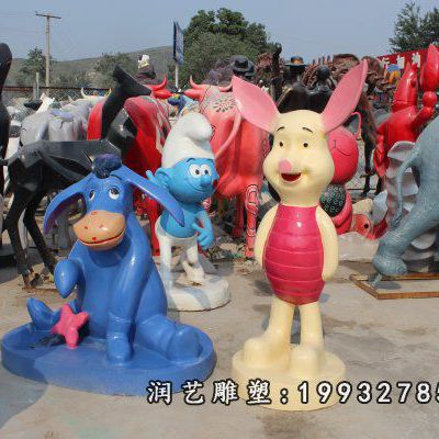 花园玻璃钢小熊维尼雕塑