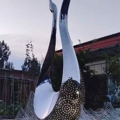 游乐场不锈钢翅膀景观雕塑