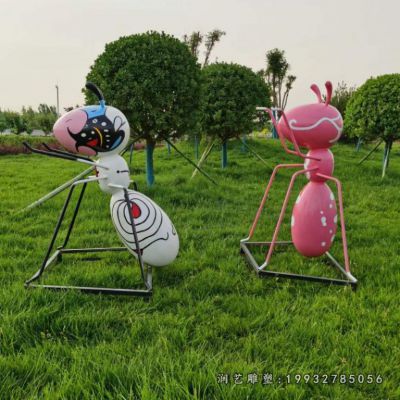广场玻璃钢蚂蚁动物雕塑