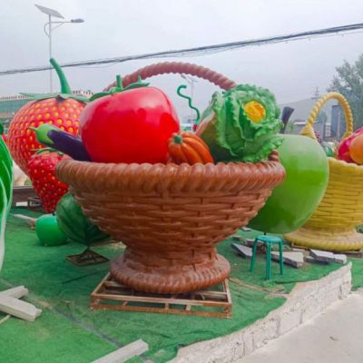 商业街玻璃钢果篮雕塑