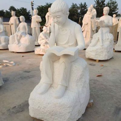 校园人物看书石雕