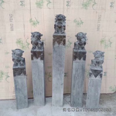 小区景观拴马桩石雕