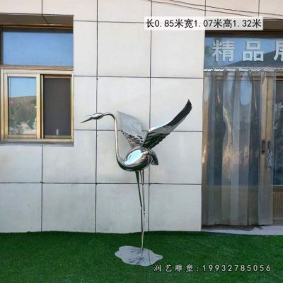 公寓不锈钢火烈鸟雕塑