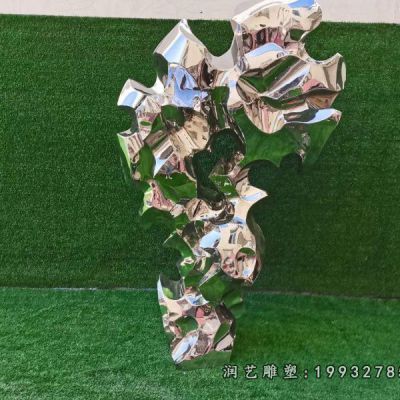 校园不锈钢太湖石雕塑