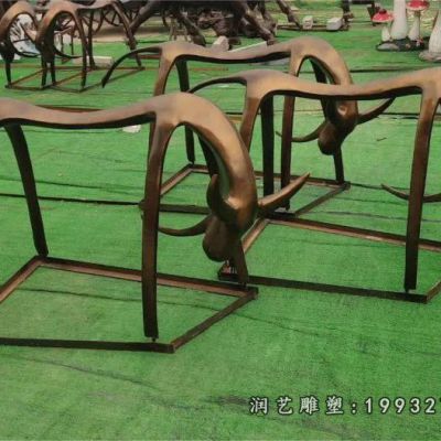 商业街动物羊铜雕