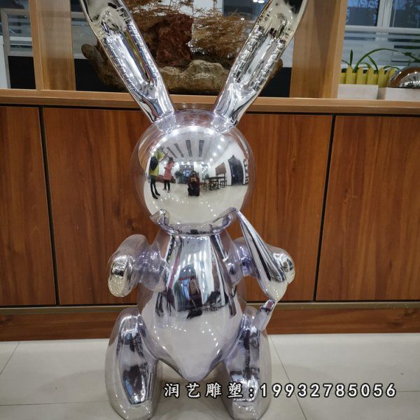 小区不锈钢动物兔子雕塑