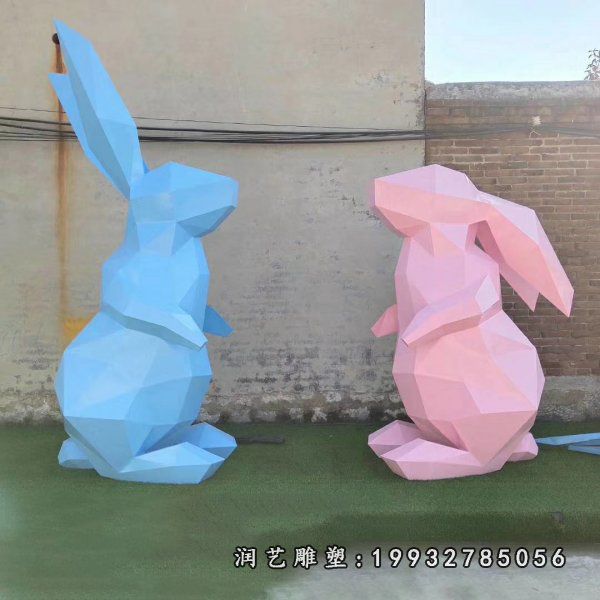 商业街玻璃钢兔子雕塑