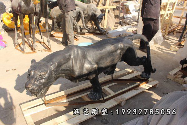 企业动物豹铜雕
