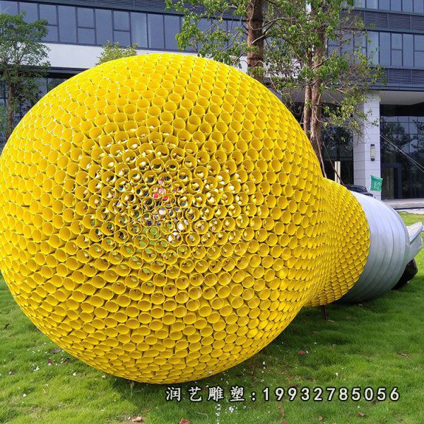 小区不锈钢灯泡景观雕塑