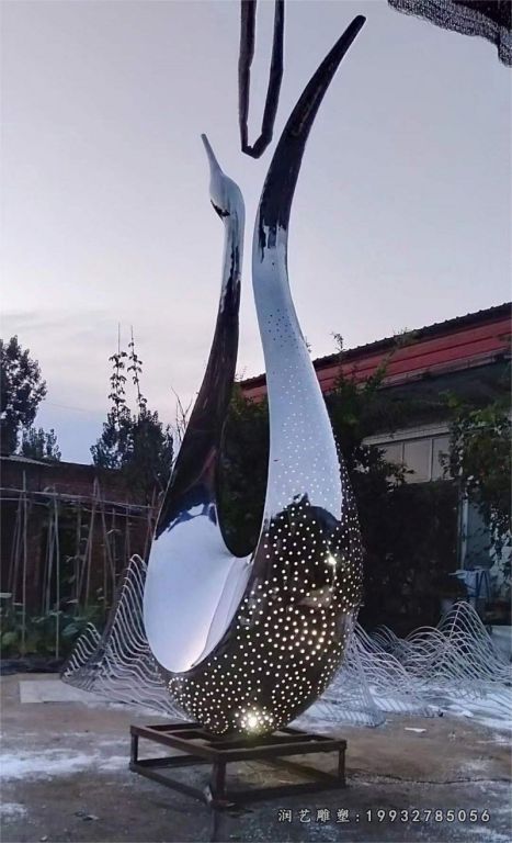 公园不锈钢翅膀景观雕塑