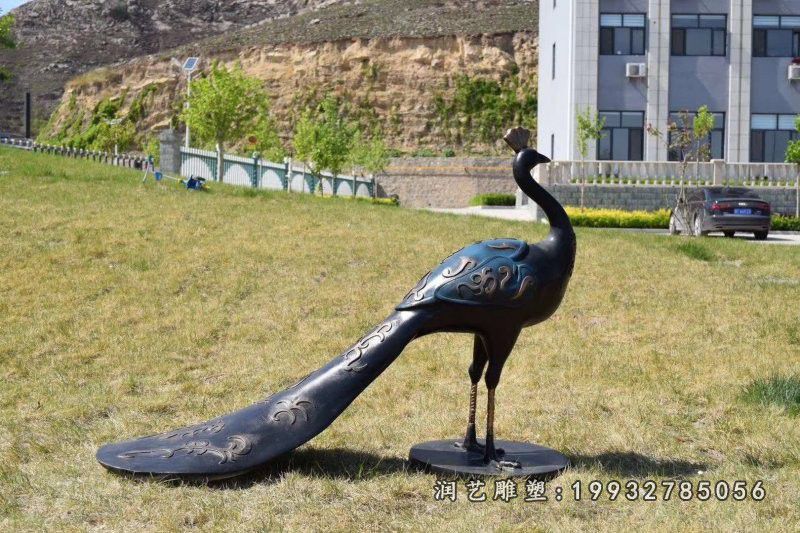 企业孔雀动物铜雕