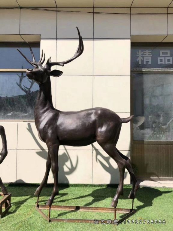 学校动物鹿铜雕