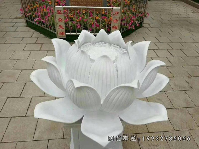 游乐场景观荷花石雕