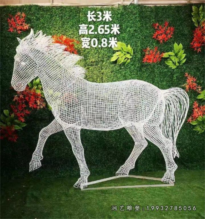商业街不锈钢马雕塑