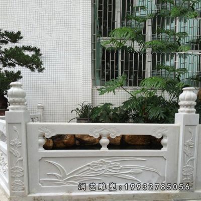 草坪景观栏板石雕