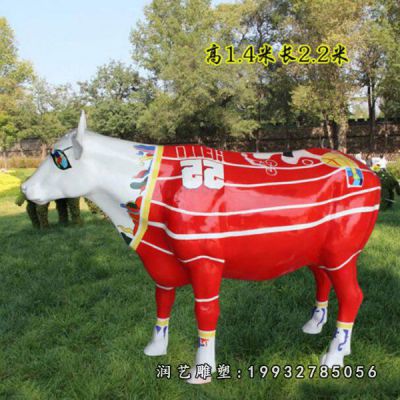 小区玻璃钢动物牛雕塑