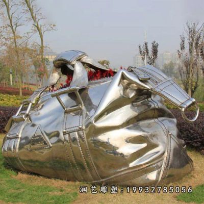 步行街不锈钢手提包雕塑