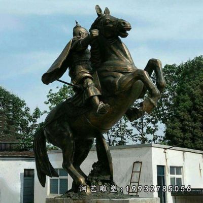 城市骑马人物铜雕