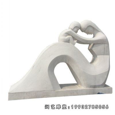 游乐场热我母子石雕