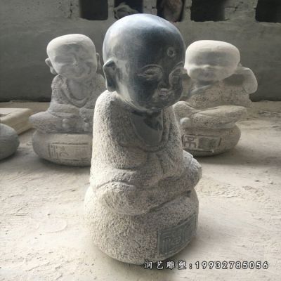 街道小和尚人物石雕