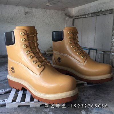 学校玻璃钢鞋雕塑