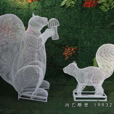 景区不锈钢松鼠动物雕塑