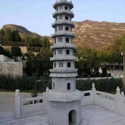 景区石塔景观雕塑