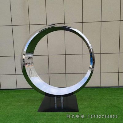 广场不锈钢圆环雕塑