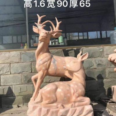 草坪动物羊石雕